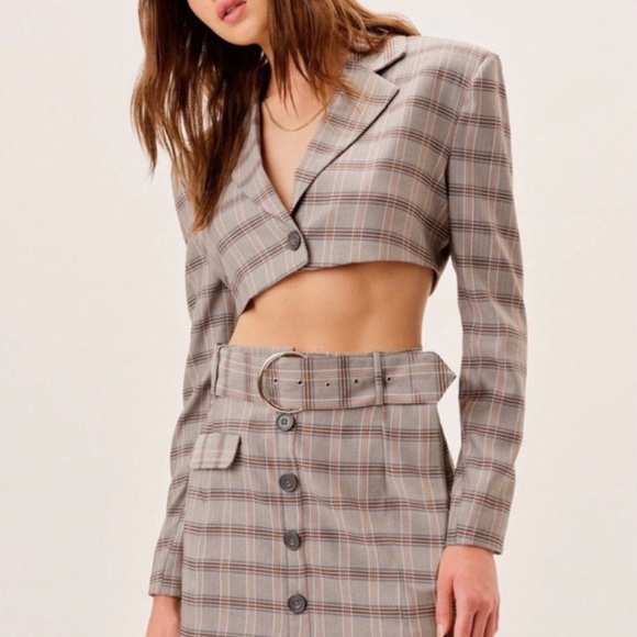 For Love and Lemons Kym Cropped Blazer - Picture 3 of 8